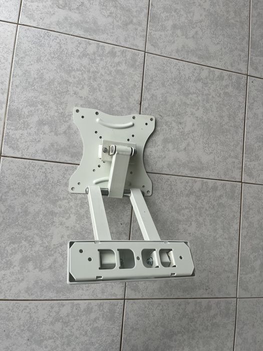 Vendo 3 Suportes de TV em bom estado!