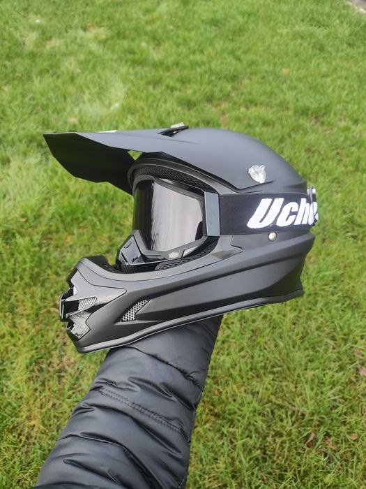 продам новый эндуро шлем, мото шлем, вело шлем, шлем для мотоцикла