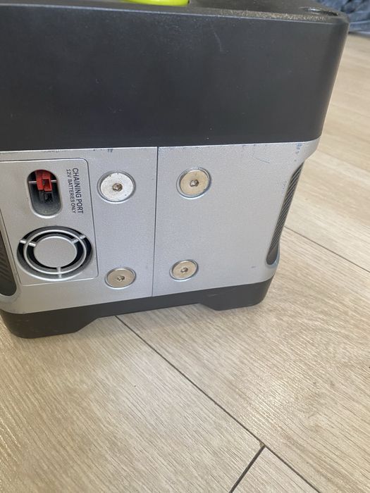 Продам зарядное устройство Goal Zero Yeti 400