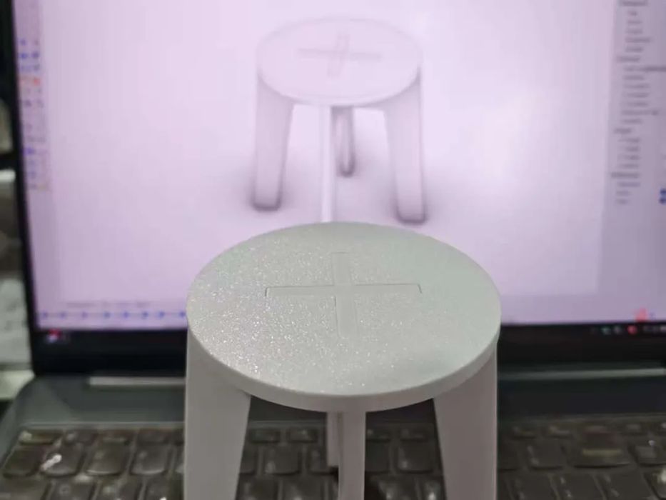 Mini Banco para Bonecas