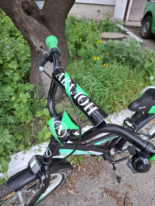 Дитячий велосипед  АВАЛОН Menfis