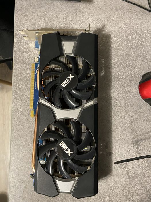 Radeon Rx R9 200 4gb vram