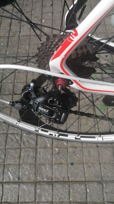 Bicicleta de estrada Focus Izalco