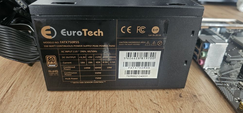Kit Upgrade Ryzen 5 3400G + Gigabyte A520M S2H + Fonte 550W