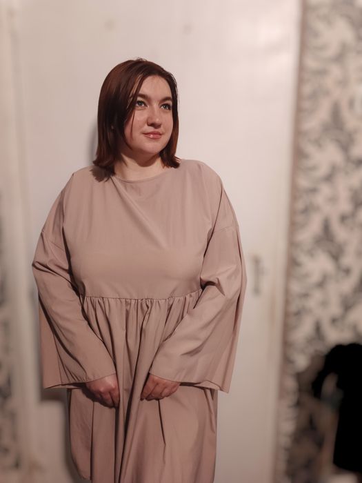 Жіноча сукня вільного крою