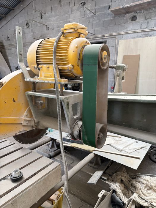 Vendo maquina de corte granito