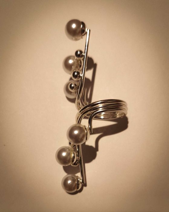 Anel com design arrojado e elegante