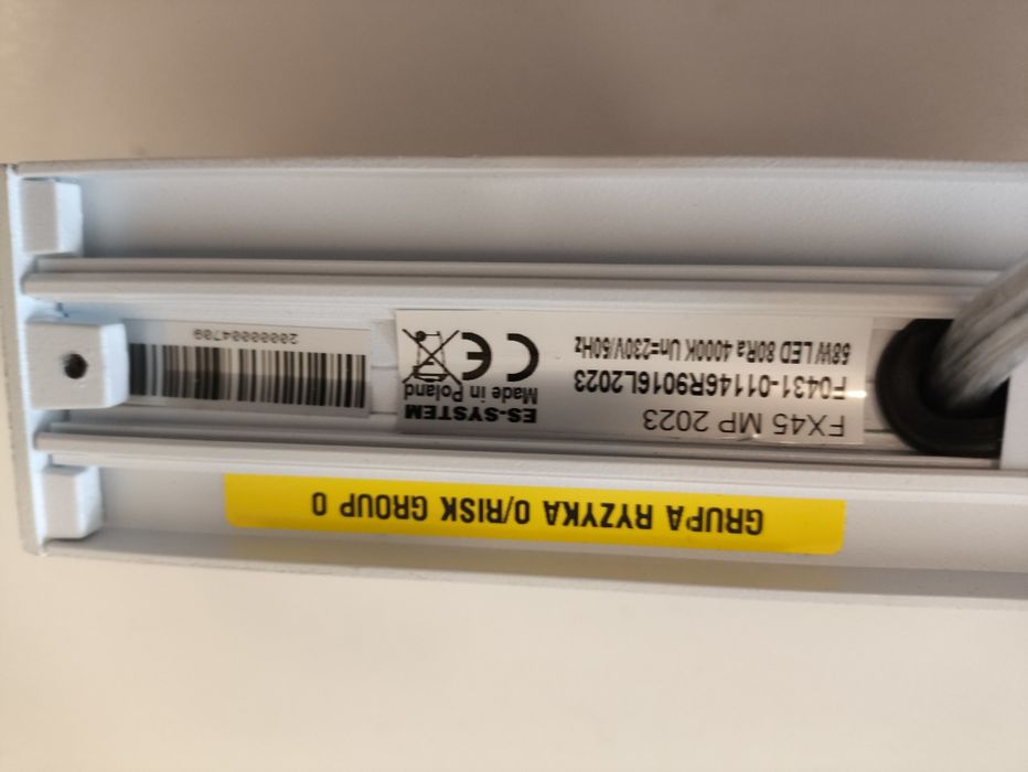 Lampa LED linia 2m natynkowa