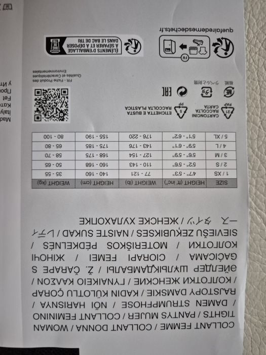 Rajstopy Calzedonia Tezenis s/m czarne w serduszka kryształki 20 den