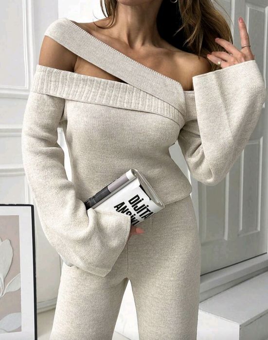 Piękny komplet dres sweter i spodnie s m