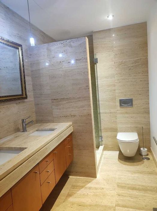 Arrendamento de apartamento T3 c/ dois lugares de parqueamento na Quinta do Almirante