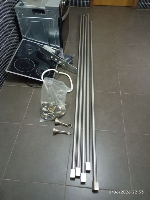 Varões e acessórios em inox para cortinados