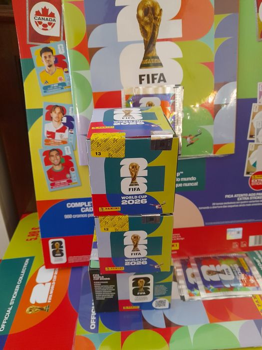 Caixa de Cromos Mundial de Futebol 2026 Panini fechada de origem - 50 Saquetas - Versão original- Selecção de Portugal
