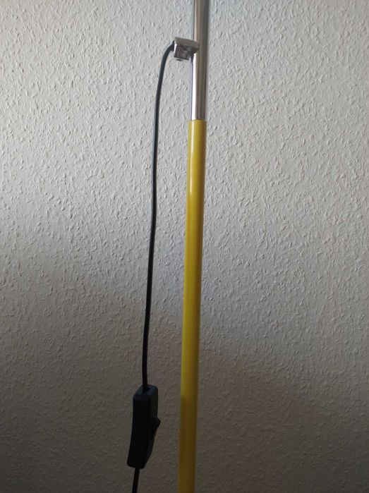 Lampa podłogowa w stylu retro