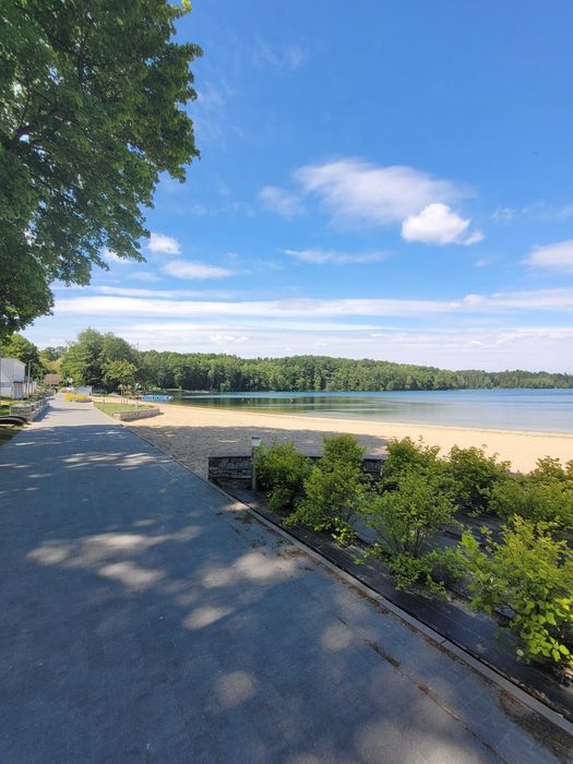 Wielkanoc nad jeziorem w Długim