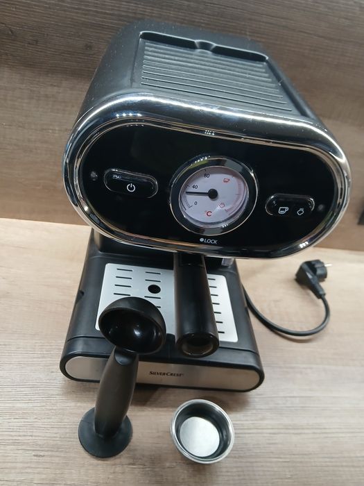 Ekspres do kawy ciśnieniowy Silvercrest