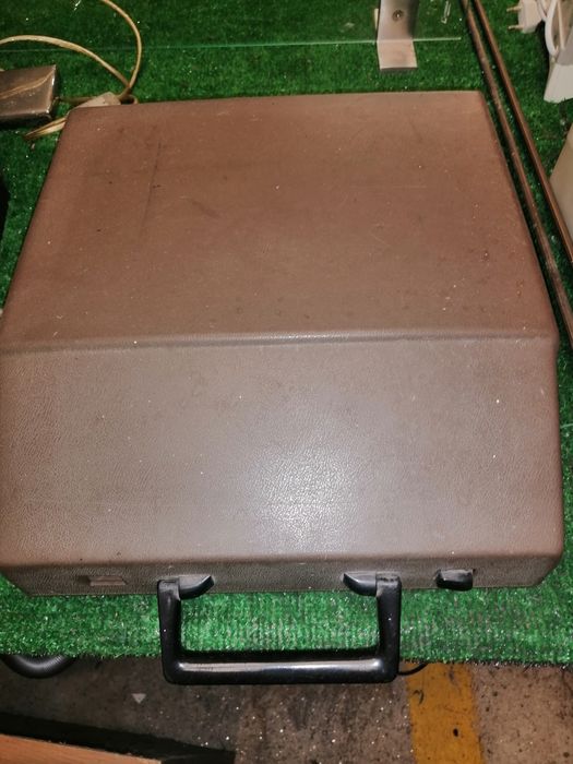 Máquina de escrever Oliva 2002 Vintage