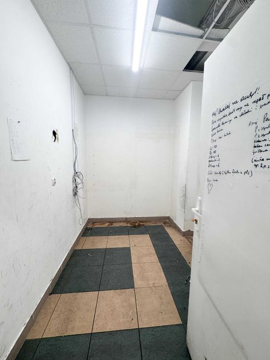 Lokal 90m2, ścisłe Centrum, duże witryny