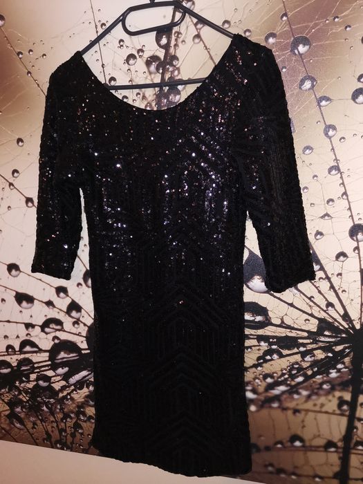 Czarna sukienka mini cekiny S (36)