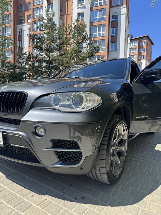 Продам BMW x5 e70 35d
