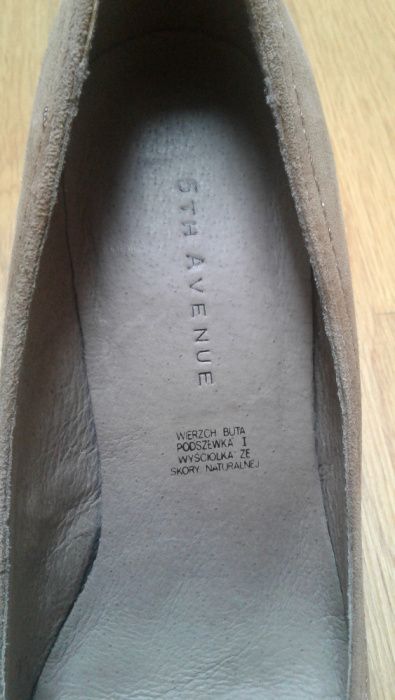 buty damskie na obcasie zamszowe beżowe 36