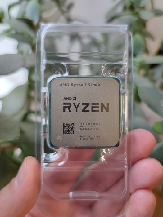 Процесор AMD Ryzen 5700X новий