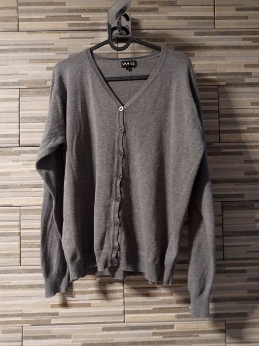 Sweter damski rozpinany na guziki   r 44