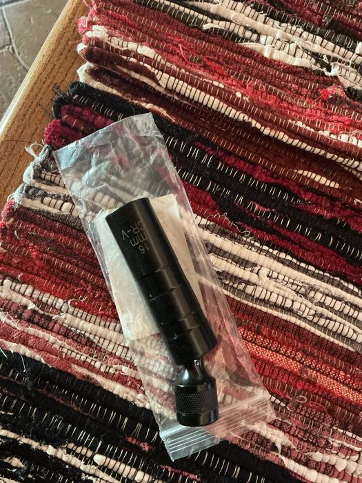 підсилений ударний свічний ключ 16 мм поворотний карданчик 12гр 3/8кв.