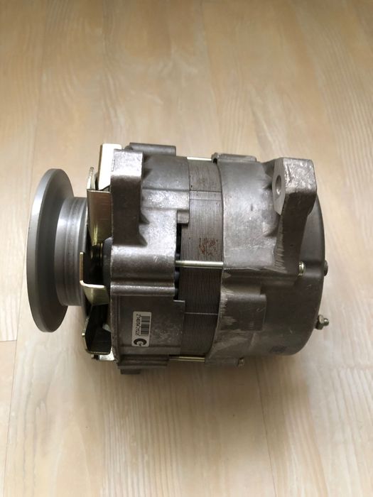 Генератор ЗИЛ 130