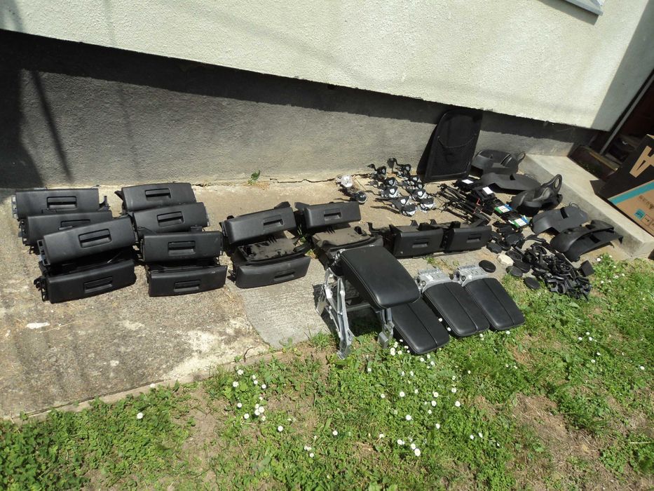 VW  Шкода  Сеат  Ауді  шухлядки  ,  мікроліфт  на   сидіння Запчастини