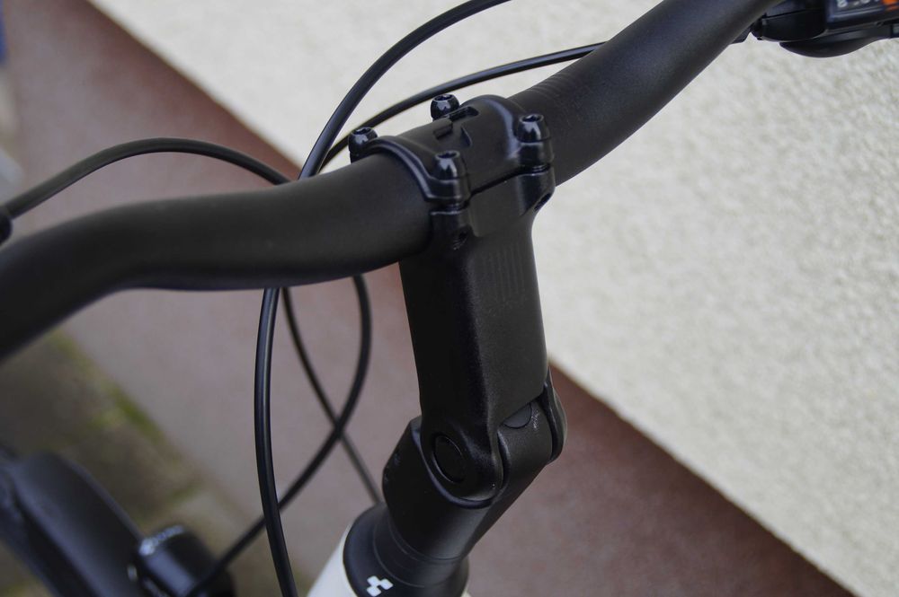 Rower trekkingowy CUBE Touring ONE tarcze hydraulika