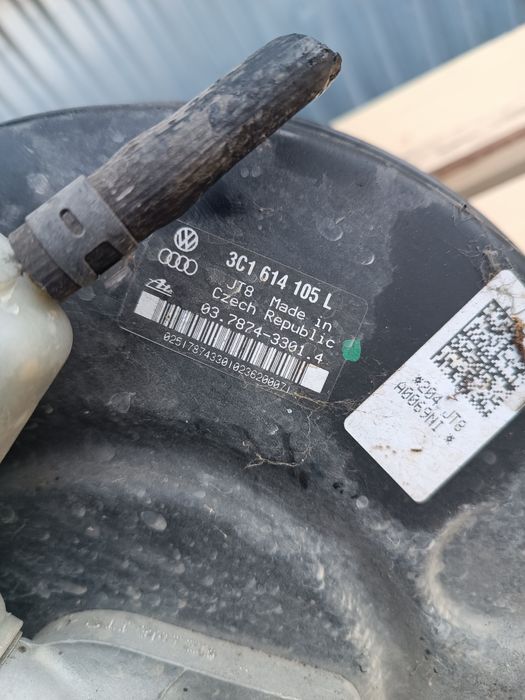 Serwo hamulcowe pompa VW passat b6 3c1,614,105L Europa