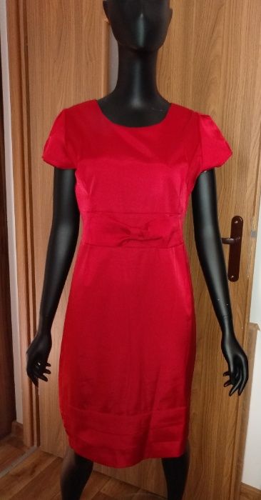 Sukienka w rozmiarze 40/42