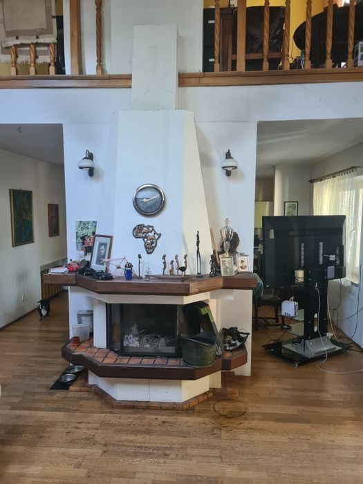 Kominek francuski sprawny,szyba podnoszona i otwierana
