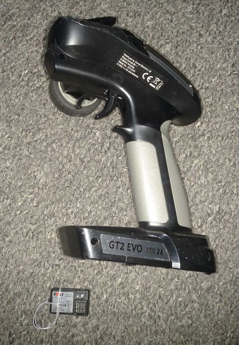Aparatura 2,4GHz Reely GT2Evo i odbiornik 3ch AFHDS2A do modeli RC 1:10 1:8