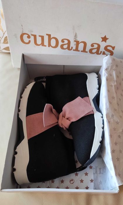 Sapatilhas Cubanas Preto e Rosa