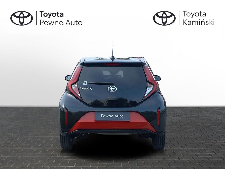 Toyota Aygo X Toyota Aygo 1.0  72KM VVTi Style, niski przebieg