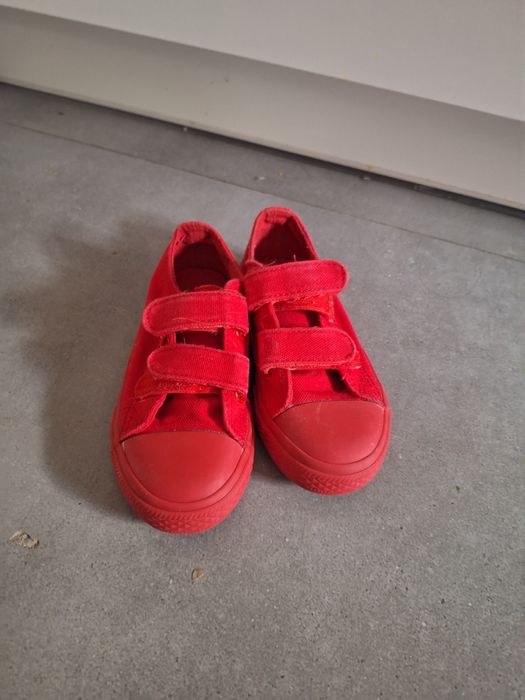 Czerwone trampki 26