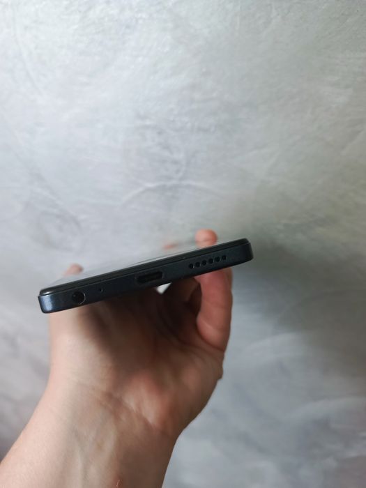 Телефон tecno spark 10 8/128