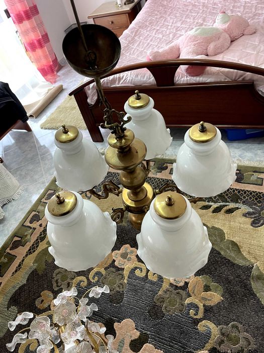 3 Classic Lamps437073513777080325