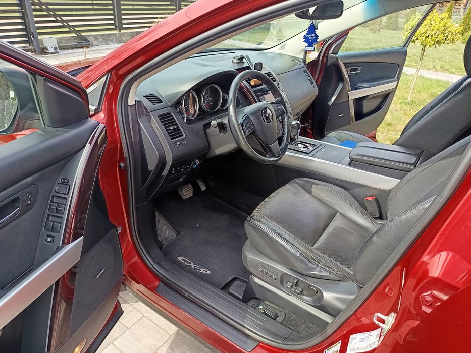 Mazda   CX9.  3.7.   LPG    277km  4x4