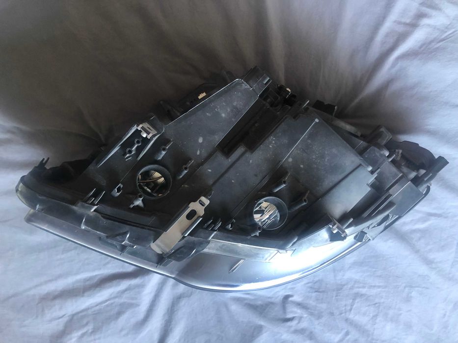 Como Novo - Farol dianteiro direito carrinha BMW 520