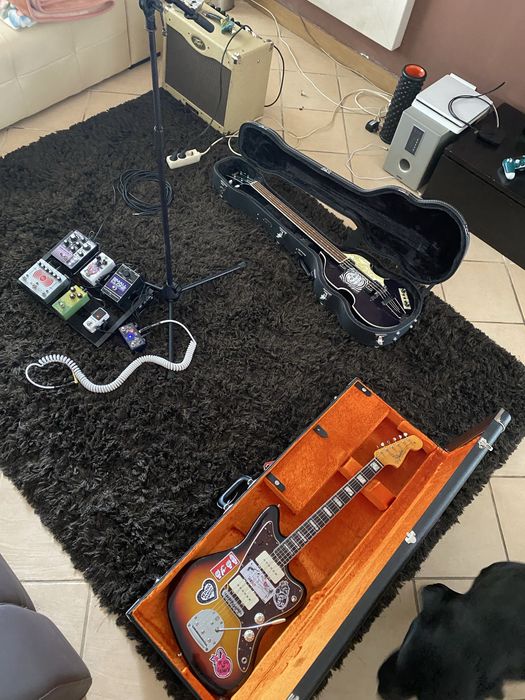 Fender AV II 66 Jazzmaster RW WT3TB