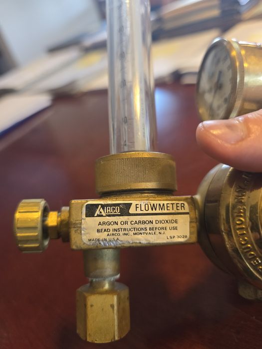 amerykański reduktor butlowy z rotametrem marki AIRCO