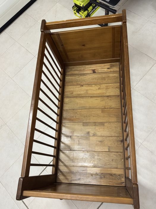 Berço para bebés - Marca CERNE