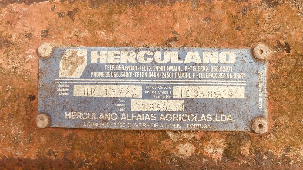 Trator agricola e alfaias
