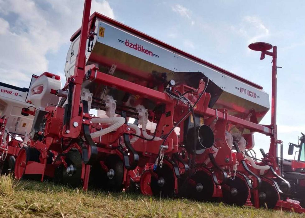 Siewnik do kukurydzy OZDOKEN VPYT-DG306