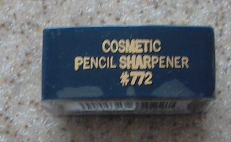 Точилка для косметических карандашей Ruby Rose