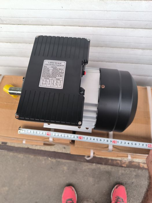 Электродвигатель для компрессора 2,2 кВт/ 2.800об. 220вольт, двигун