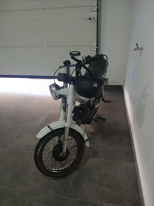 Casal confersil dina 104